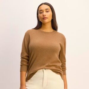 Everlane Cashmere Crew - size M